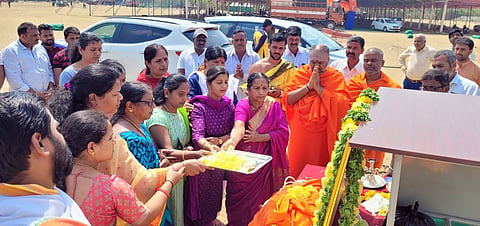 ಗುರು ತೋರಿದ ದಾರಿ ತಿಂಗಳ ಮಾಮನ ತೇರು ಶತ ಪೂರ್ಣಿಮೆ ಕಾರ್ಯಕ್ರಮ
