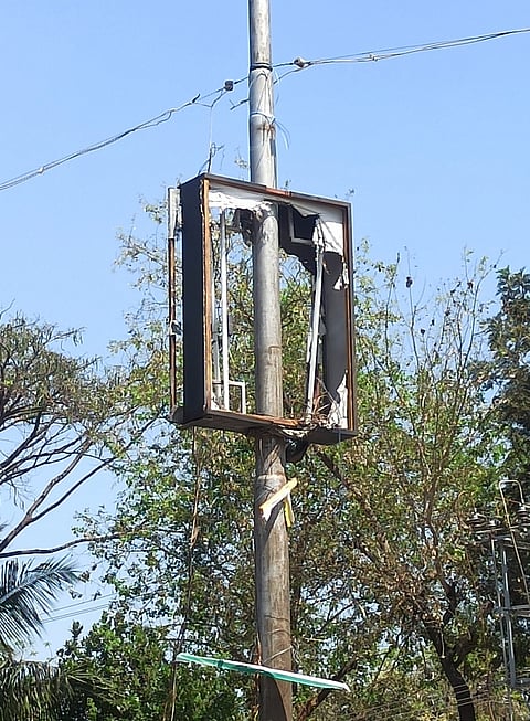 RMgm-Ph-03-Pole- Advitise Board-Samsye-BM Road - Highway-Ramanagara-16-2-2023