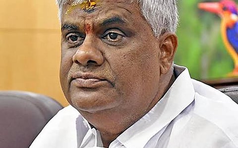 ಹಾಸನ ವಿಧಾನಸಭಾ ಕ್ಷೇತ್ರದ ಟಿಕೆಟ್ ವಿಚಾರದಲ್ಲಿ  ಬಿಕ್ಕಟ್ಟು