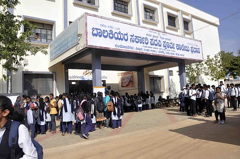 ದ್ವಿತೀಯ ಪಿಯುಸಿ ಮೊದಲ ಪರೀಕ್ಷೆಗೆ 597 ವಿದ್ಯಾರ್ಥಿಗಳು ಗೈರು