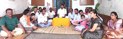 23 KAMPLI 01
