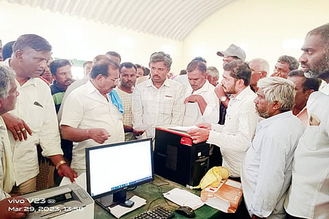 28 Tiptur-01 Copra-Bribe Issue @