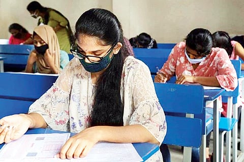 College_students_exam_rep_PTI_29012021_1200-compressed