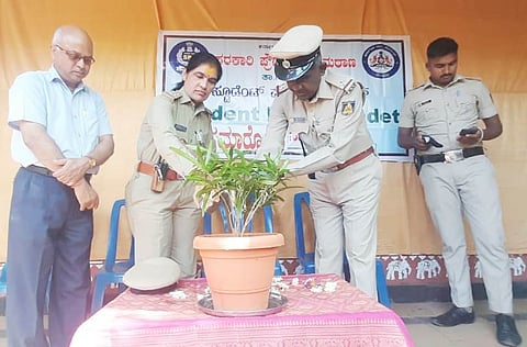 Kamthan Student Police programme Photo-1