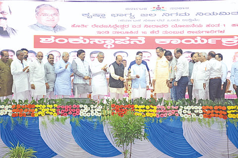 ವಿಜೆಪಿ ಬಸವರಾಜ ಬೊಮ್ಮಾಯಿ (1)