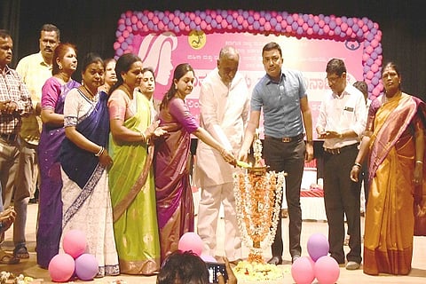 ctd 8 mahila dinacharane-02