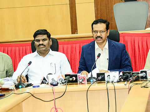 dvg-dc-pressmeet-29-1.jpg