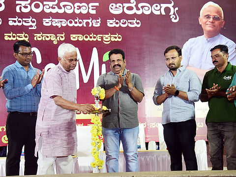 dvg-siridhanya-13-1.jpg