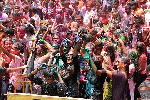 h11-Holi Bani Oni 2