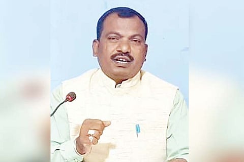01042023 raichur Mahendrakumar Mitra