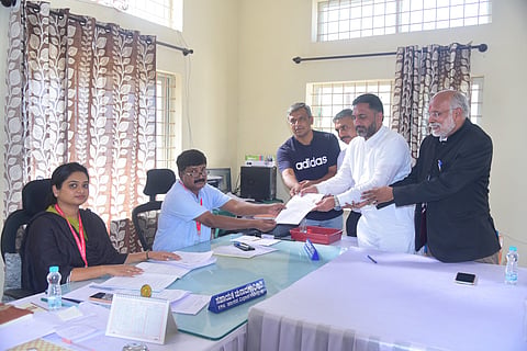 ಜಿಲ್ಲೆಯಲ್ಲಿ ಮಂಗಳವಾರ 21 ನಾಮಪತ್ರ ಸ್ವೀಕಾರ