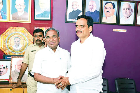 Paranna Munavalli