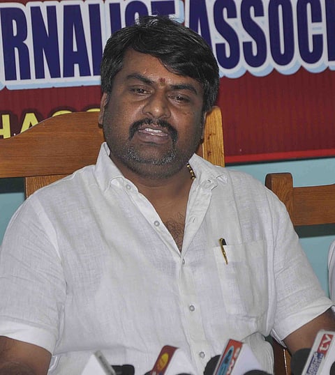 ಕಾಂಗ್ರೆಸ್‌ನಲ್ಲಿ ಬಂಡಾಯ ಶಮನ: ಮುರುಳಿ ಮೋಹನ್