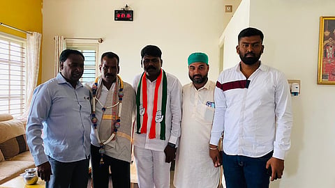 ಮನೆ ಮನೆಗೆ ಭೇಟಿ ನೀಡಿ ಬನವಾಸೆ ರಂಗಸ್ವಾಮಿ ಪ್ರಚಾರ