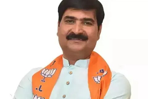 BJP Leader Shot end life In West Bengals Bardhaman