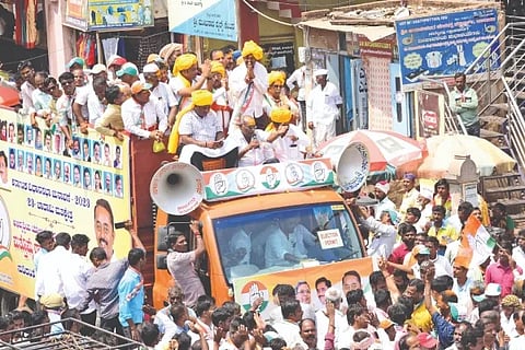 Congress..Bheemasena Chimmanakatti.. Nomination