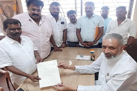 MLA KUMARSHWAMI RESIGN