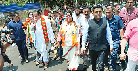 Nomination file BJP candidate Roopali Naik