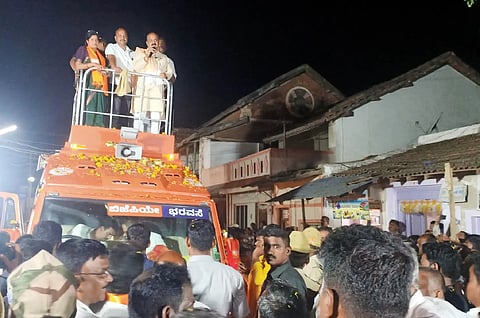 cm road show in savanur