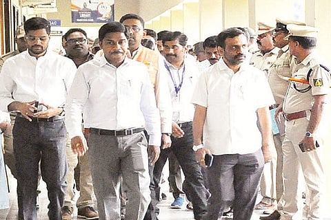 koppal dc visit
