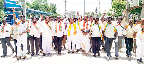 03HDK2