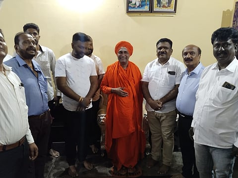 ನೂತನ ಶಾಸಕ ಹೆಚ್.ಪಿ. ಸ್ವರೂಪ್ ಶ್ರೀ ಜವೇನಹಳ್ಳಿ ಮಠಕ್ಕೆ ಭೇಟಿ