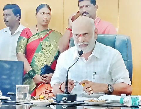 Yallapur MLA shivaram Hebbar meeting