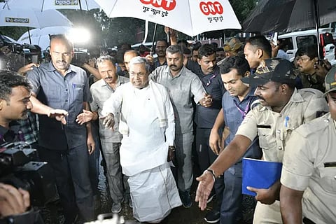 CM