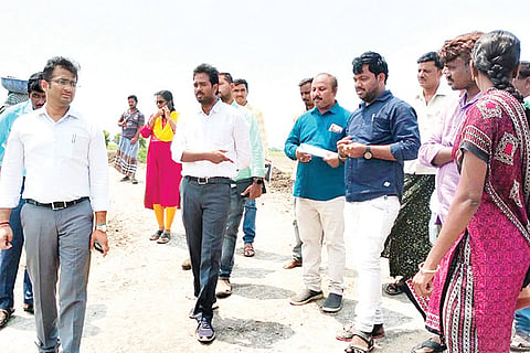 H Veerapura ZP CEO Visit