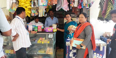 HUN-MAY-29-1(STALL RIDE BY HELATH DEPT AT BILIKERE)