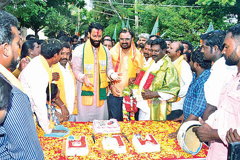 Hospete Siddarth Singh Campaign