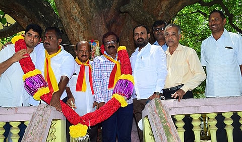 K.S.Vijayananda)