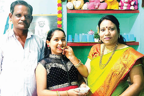 Kampli Jahnavi Famous Dancer Actor