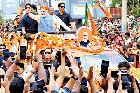Modi Road Show (1)