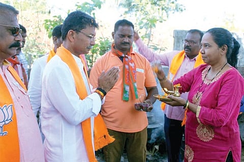 Pragati BJP Support BJP Candidate Dr