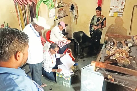 Voting from home by the elderly