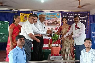 dvg-redcross-may-9.jpg
