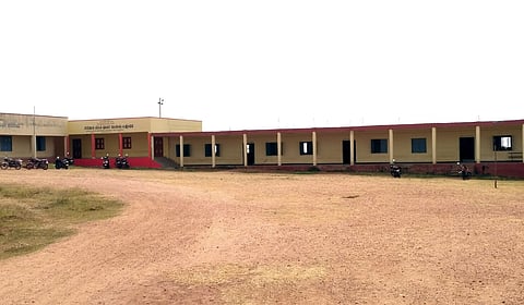 laxmeshwar pu collage