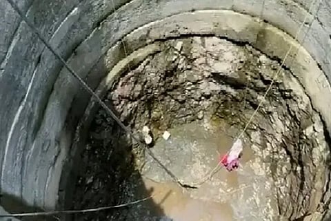 water fetch from well