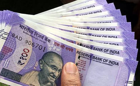 New One Hundred Rupee Indian Currency
