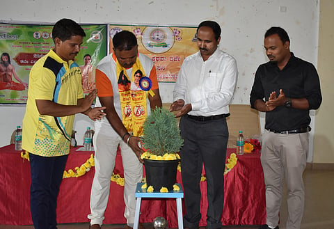 ಸರ್ಕಾರಿ ಮಹಿಳಾ ಪ್ರಥಮ ದರ್ಜೆ ಕಾಲೇಜಿನಲ್ಲಿ ಯೋಗ ದಿನಚಾರಣೆ
