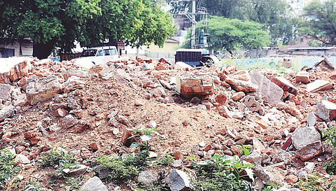 Debris dumped in Mysore city