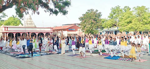 MDG YOGAAAAAAAAAAAAAAAAAAAA