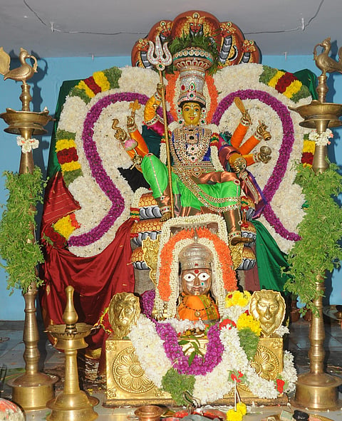 Rmgm-Ph-002-Banni mahankali AmmaDevaru Alamkara-Photo-25-6-2023