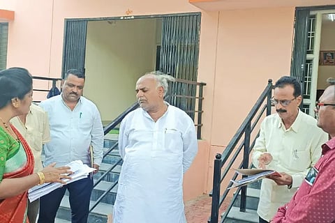 Sheep Market in Hundred Acres