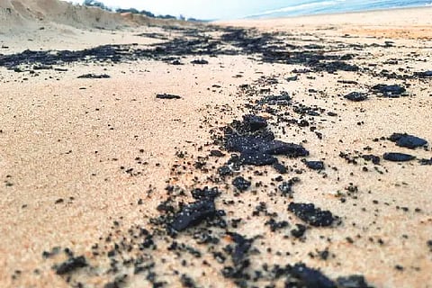 Tar ball