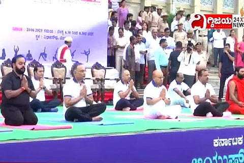 Vidhana Soudha Yoga Day (1)