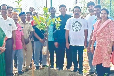 dj dvg kunduvada kere