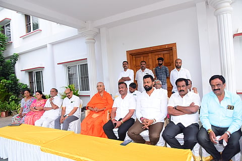 kempegowda jayanthi okkaliga meeting 01