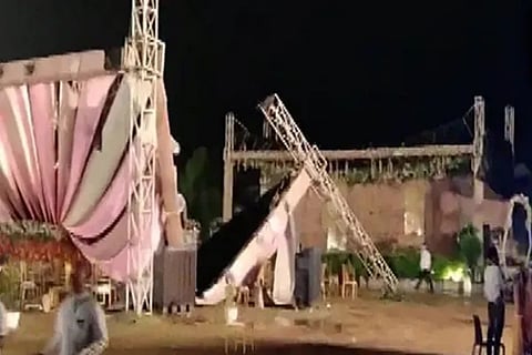 weddingpandalcollapses